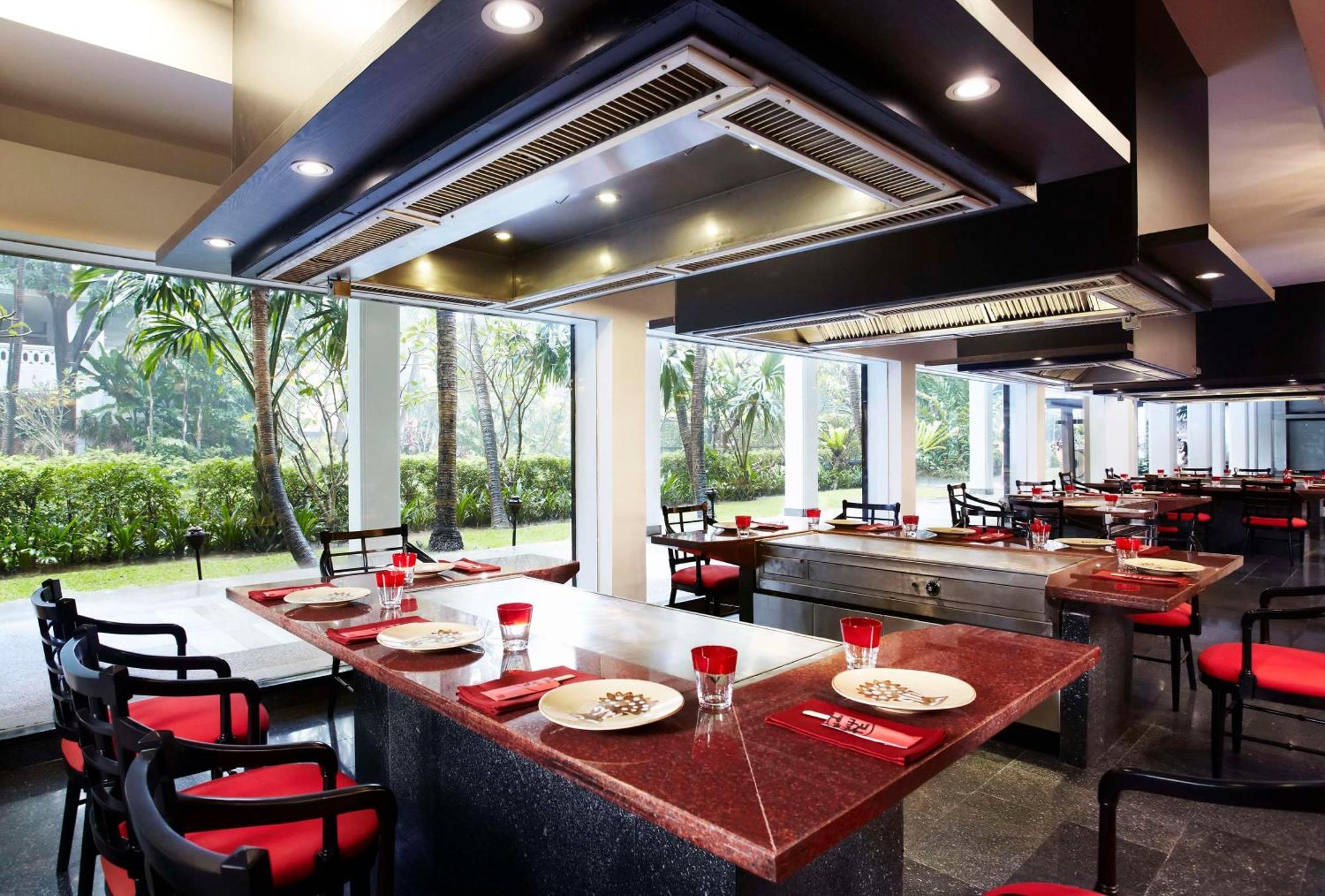 Tempat peranginan Anantara Riverside